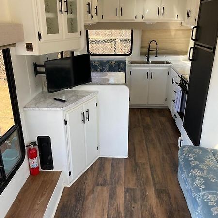 Rv2 Stunning Rv Private Netflix Freeparking Hotel Морено Вали Екстериор снимка