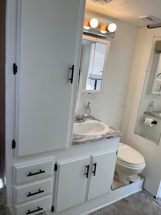 Rv2 Stunning Rv Private Netflix Freeparking Hotel Морено Вали Екстериор снимка
