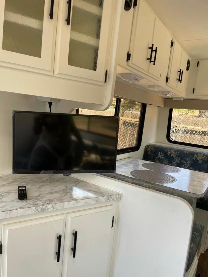 Rv2 Stunning Rv Private Netflix Freeparking Hotel Морено Вали Екстериор снимка
